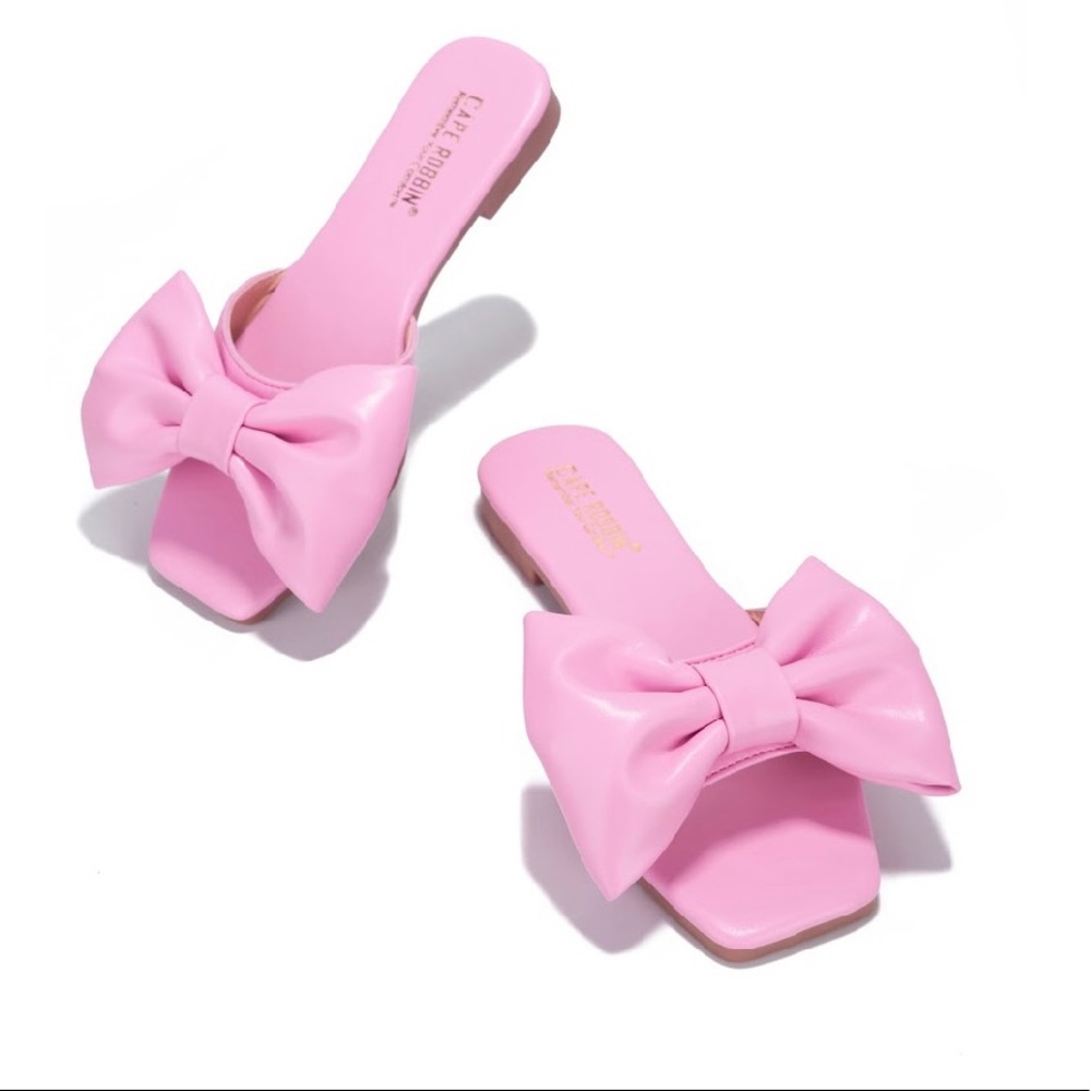 Pink Slides  w/ Bow Detail